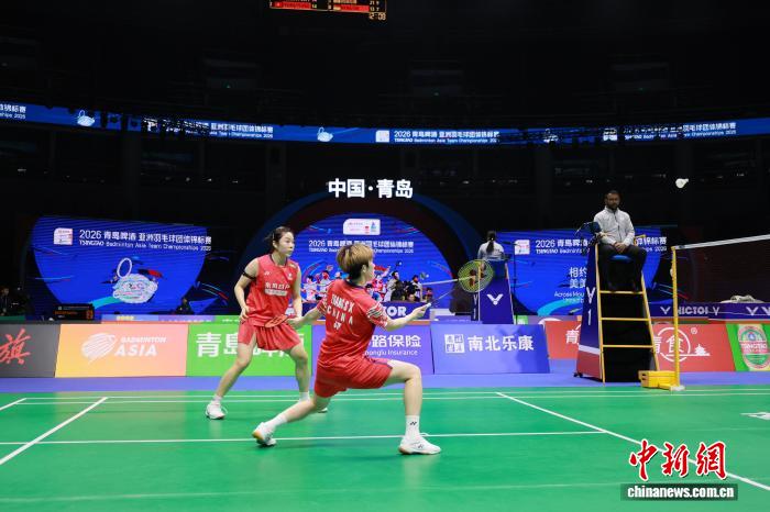 中国羽毛球女队力克马来西亚晋级亚团赛八强