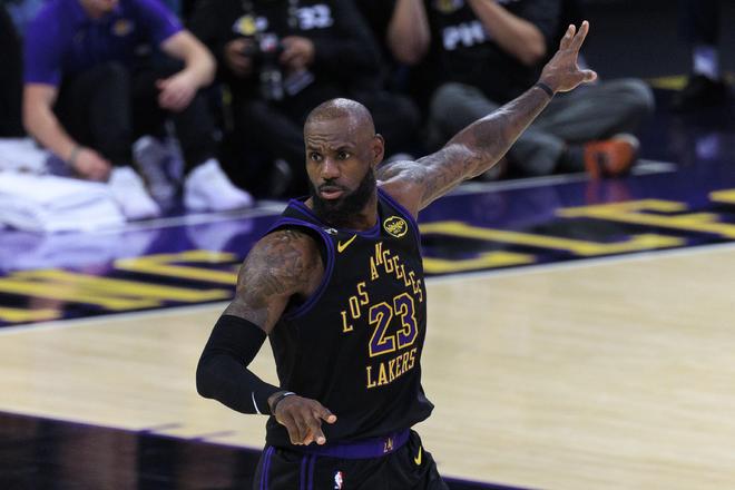 东契奇复出在即湖人迎转机詹姆斯单核扛大旗